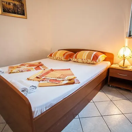Apartments Pusic Omiš Exterior foto