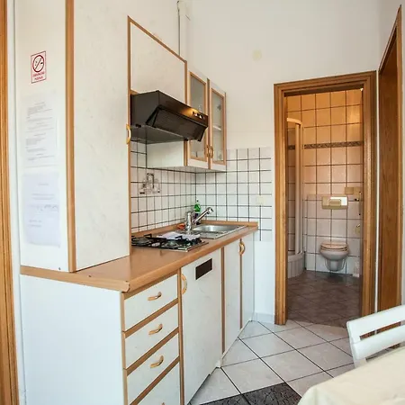 Apartments Pusic Omiš Exterior foto