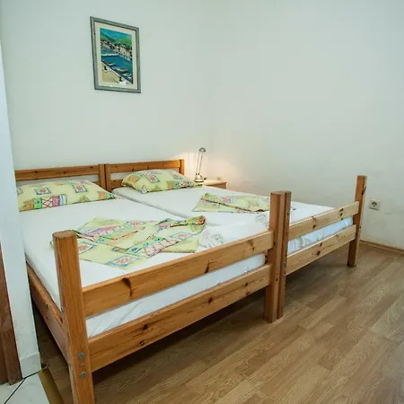Apartments Pusic Omiš Exterior foto