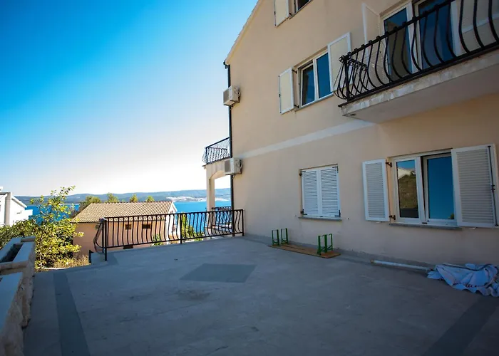Apartments Pusic