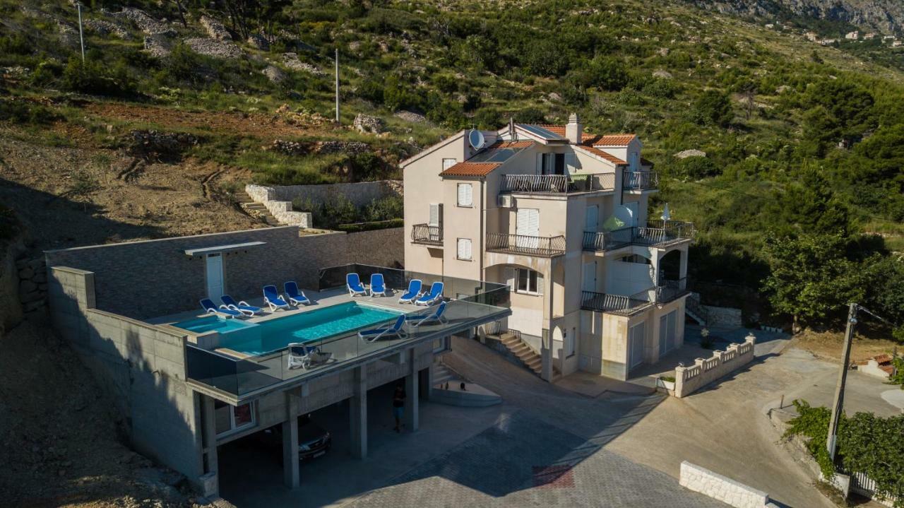 Pusic * Omiš