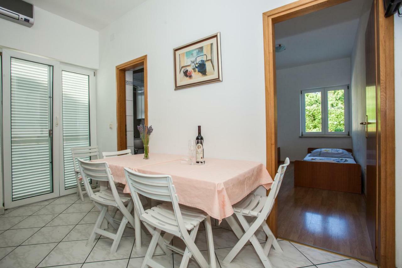 Pusic Apartment